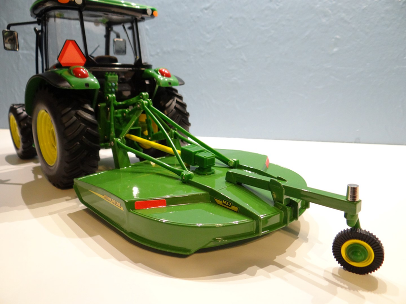 Illustration for article titled Tractor Thursday 1:16 ERTL John Deere 5095M w/ Mower